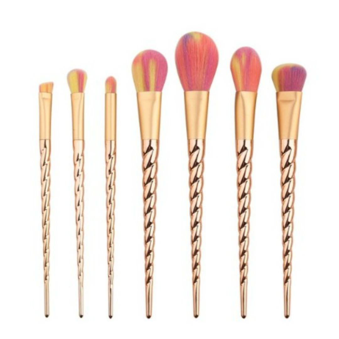 WELCOME TO PRETTY. OH SO PRETTY.